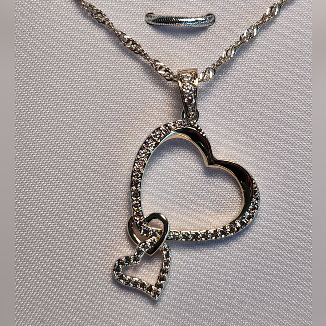 Elegant Silver Heart Pendant Necklace